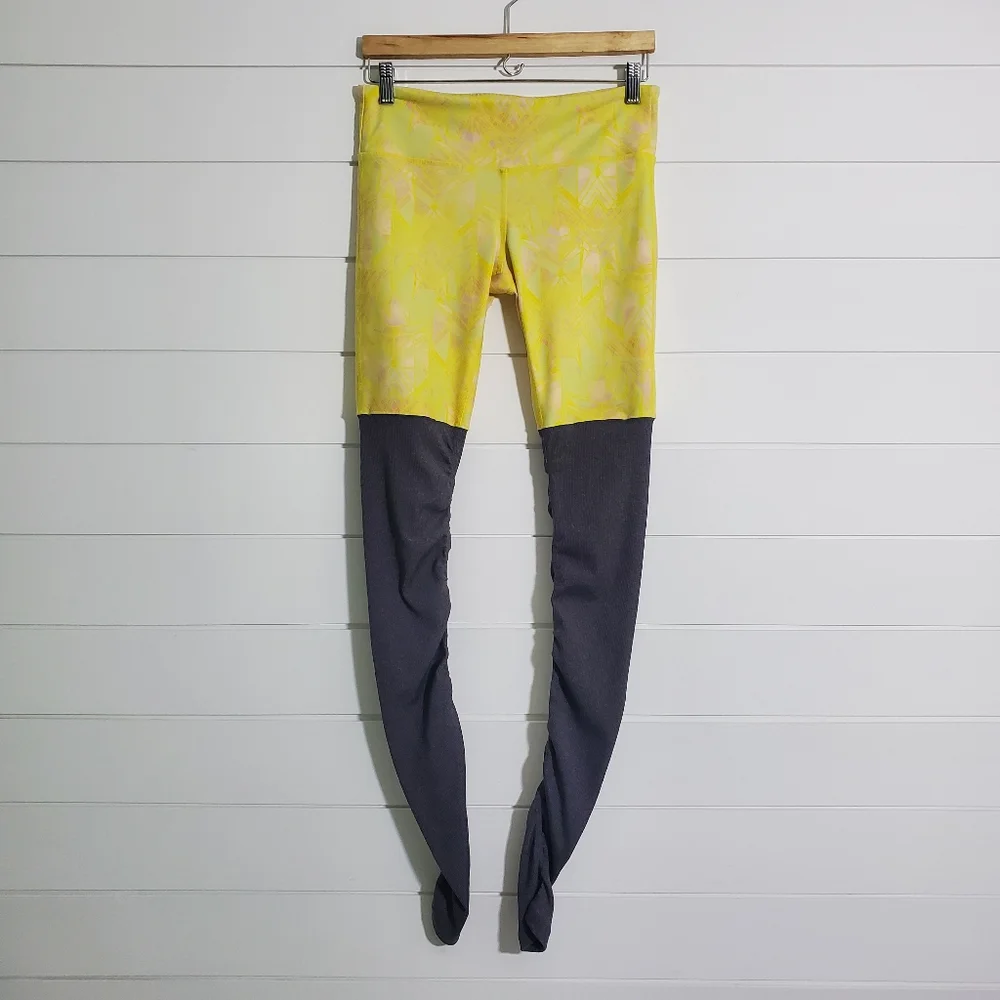 Alo Yoga Alo Goddess‎ Indio Zest High Waist Leggings Yellow & Gray. Size M